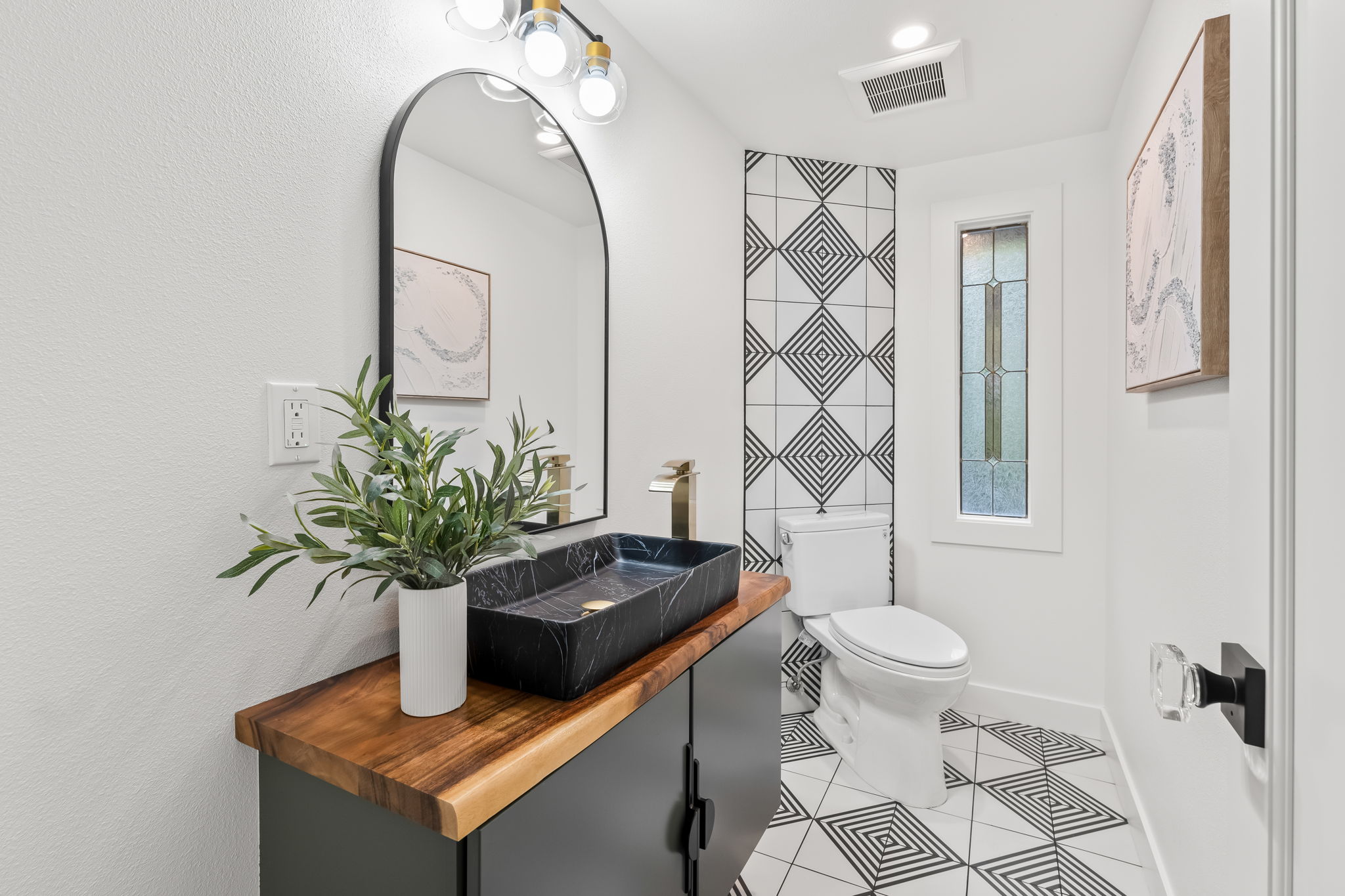 Bathroom Remodeling project 9